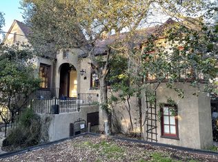 12 Menlo Pl, Berkeley, CA 94707
