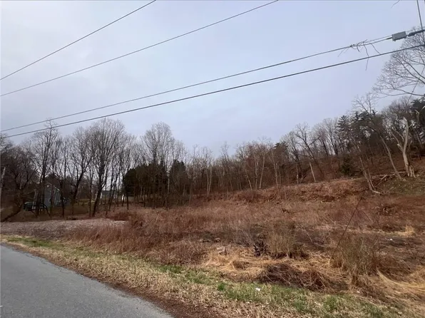 55 School House Lane, Hopewell Junction, NY 12533