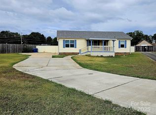 999 Stones Throw Dr, Concord, NC 28025