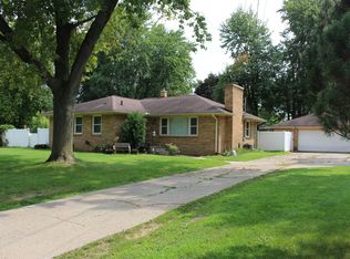 2821 Lee Willa Dr, Jackson, MI 49203