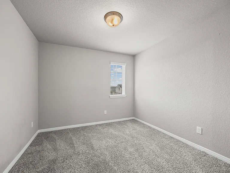 1649 Settlers Glen Dr — Photo 23