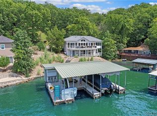 71 Shagbark Dr, Sunrise Beach, MO 65079