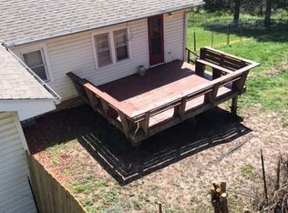 4833 Delavan Ave, Kansas City, KS 66104