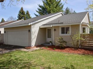 5590 Albert St, Shoreview, MN 55126