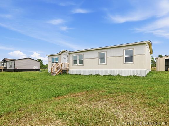 2nd image of 52 Horizon Cir