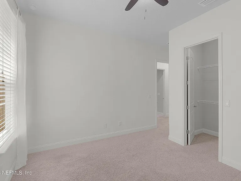 128 Payasada Oaks Trl — Photo 36