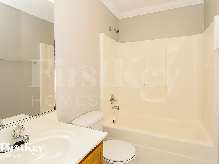 6111 Tory Ct — Photo 14
