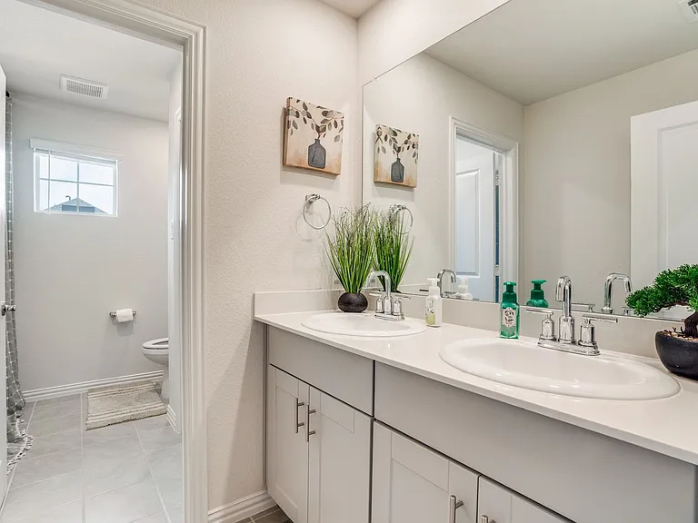 2401 Linto St — Photo 20