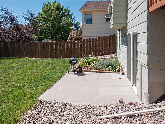 3rd image of 7433 Prythania Park Dr
