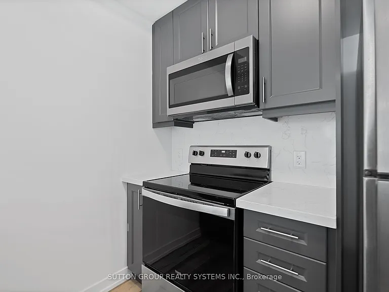 470 Dundas St E #617 — Photo 19