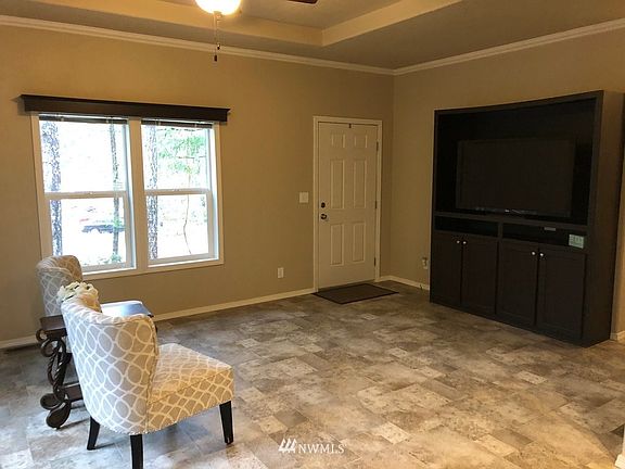 2nd image of 834 Teal Court
