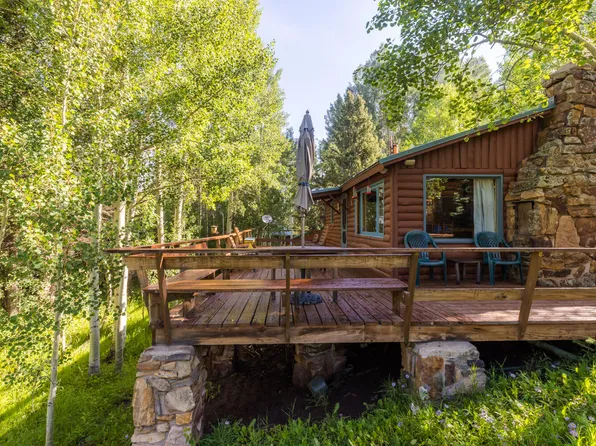 128 Oak St, La Veta, CO 81055