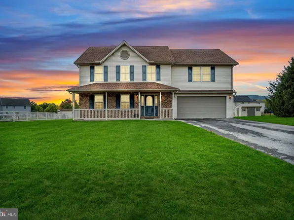 54 Meade Dr, Carlisle, PA 17013