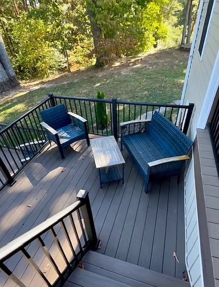 2nd level of the back deck for extra seating