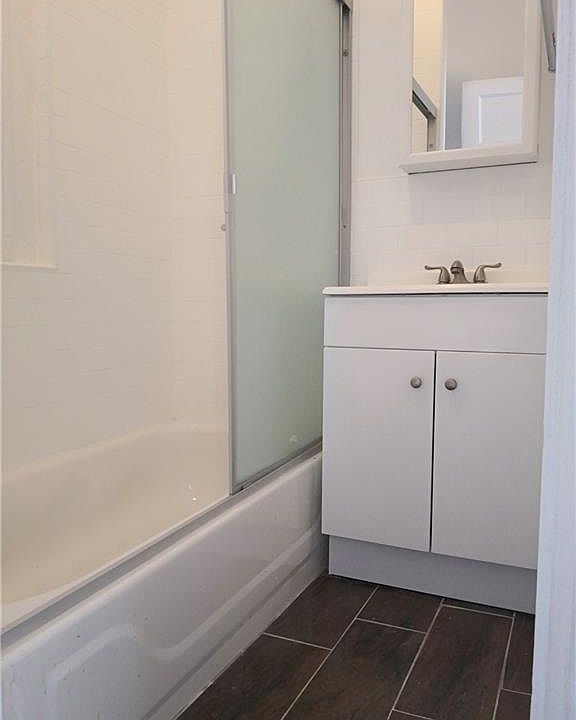 2nd image of 3211 Cruger Ave #3