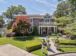 7100 Holly Rd, Virginia Beach, VA 23451