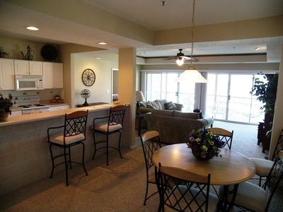 160 E Palisades Condo Dr, Lake Ozark, MO, 65049