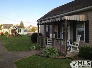 208 Westchester Ave, Middlebourne, WV 26149