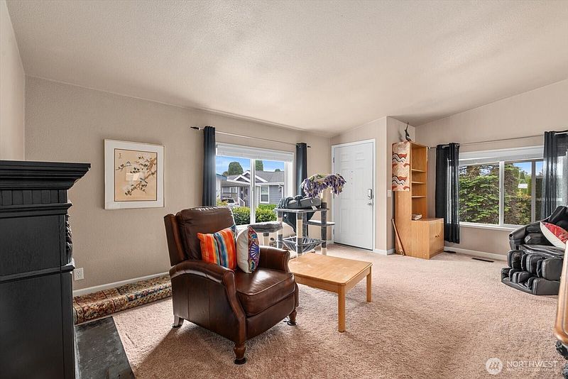 3rd image of 23825 15th Avenue SE #185