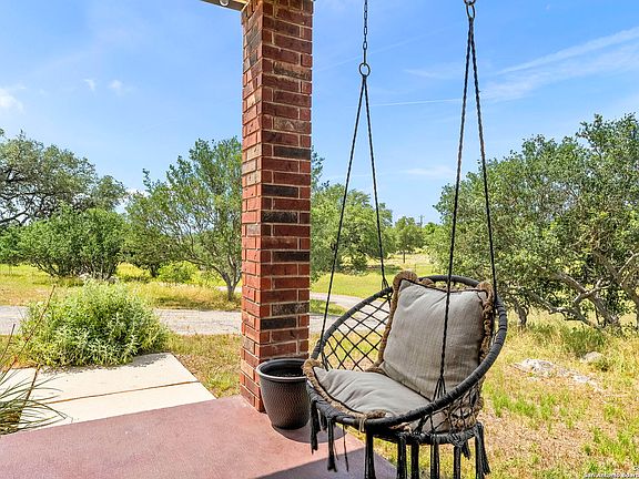 3rd image of 508 Red Oak Drive