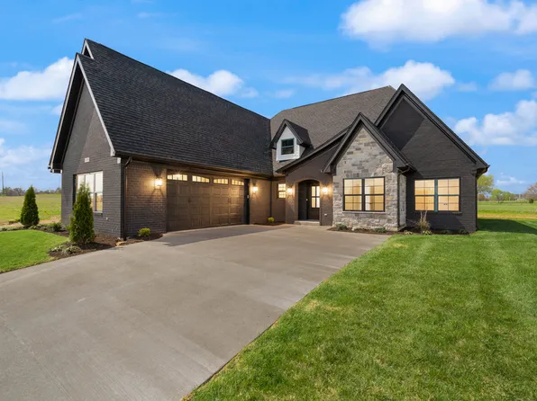 The Monroe Plan, Heritage Place