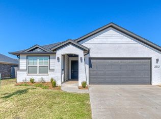 3313 Mount Nebo Dr, Yukon, OK 73099