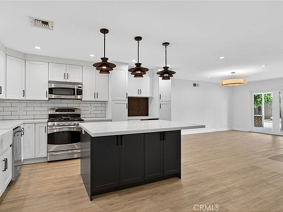 5th image of 1161 S Hilda St