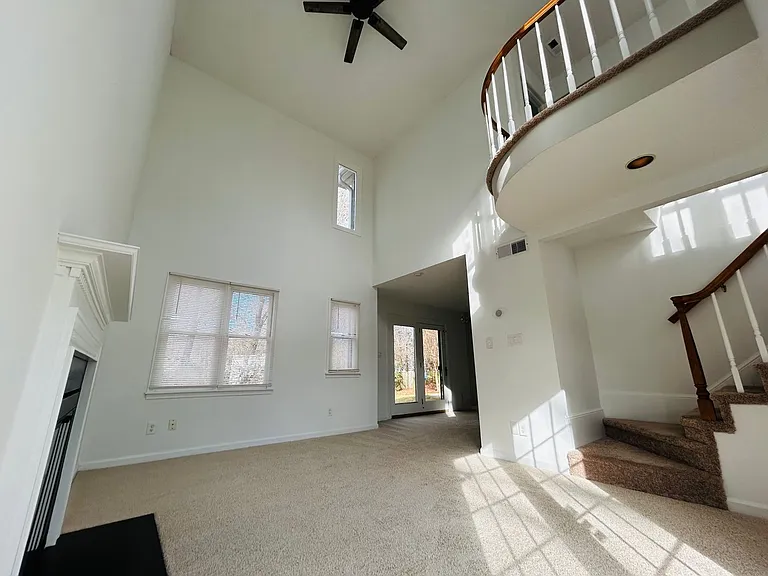 610 Pisgah Church Rd #4 — Photo 22