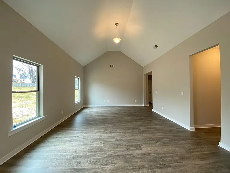 65 Red Oak Ct — Photo 8