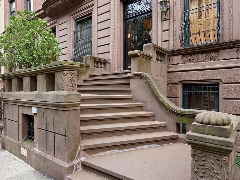 46 W 70th St #7 — Photo 10