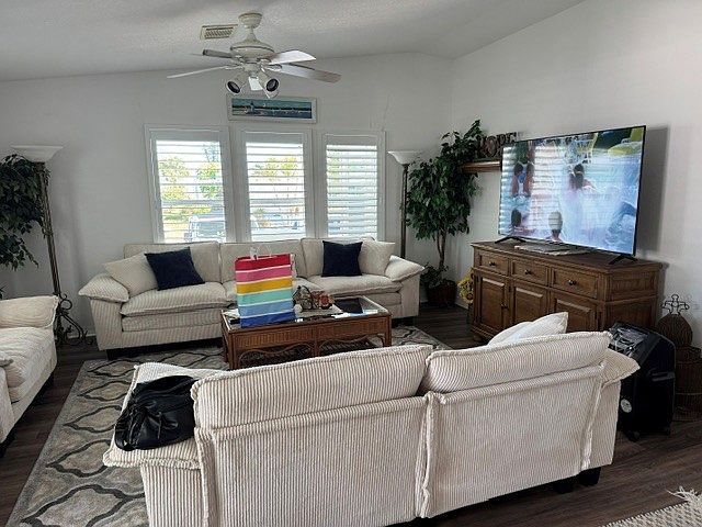 Huge Living Room with 65" Big Screen 
TV