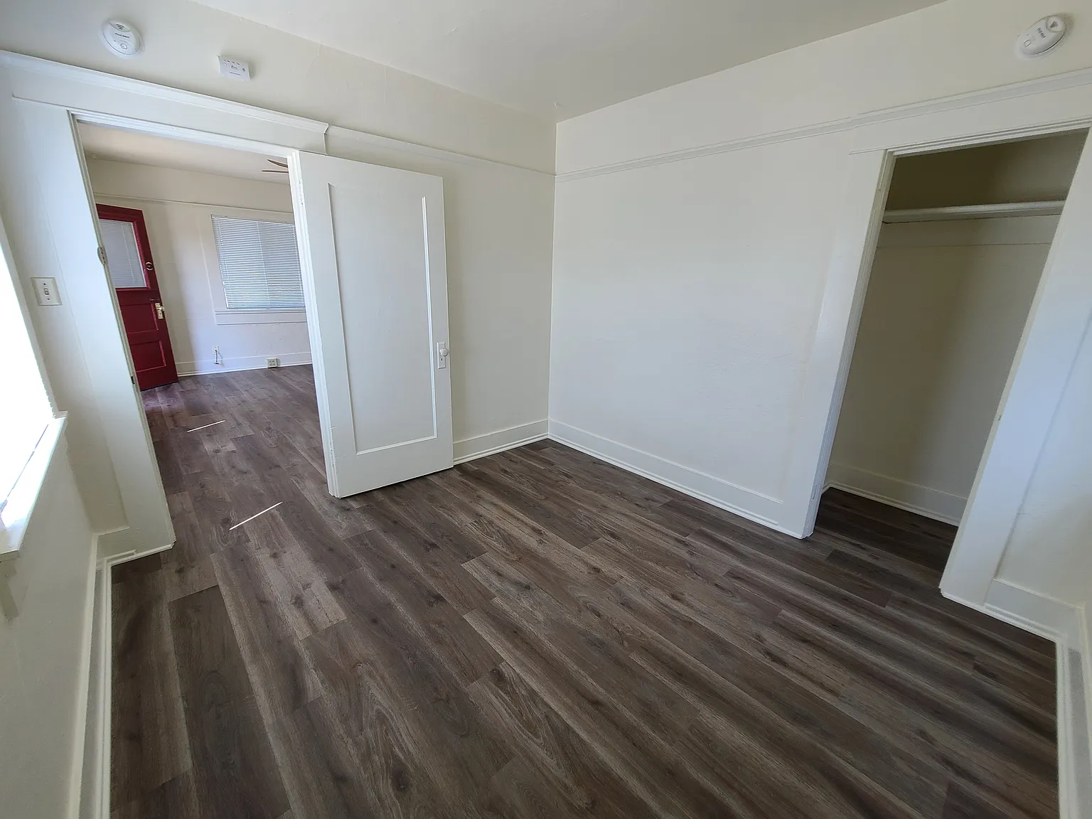 132 Campbell St — Photo 4