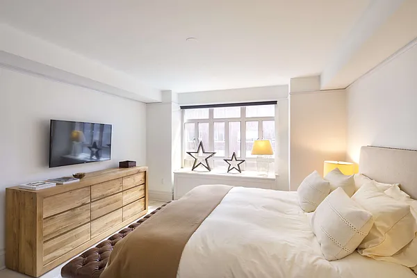 Rented by Brown Harris Stevens | media 14