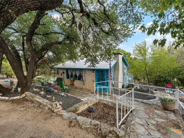 18307 E Lakeview Dr, Jonestown, TX 78645