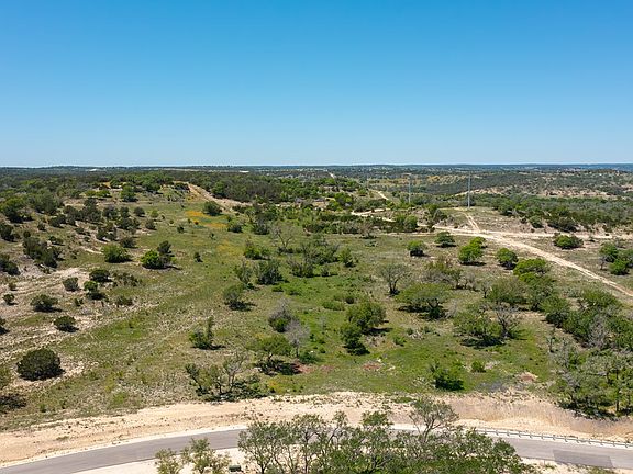 2nd image of 14 Winn Ranch Way