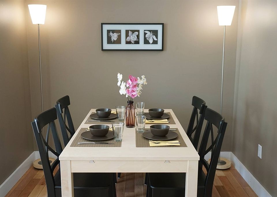 1st image of 279 Broadway #32
