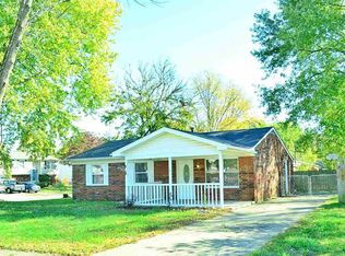 10901 Youngtown Dr, Louisville, KY 40272