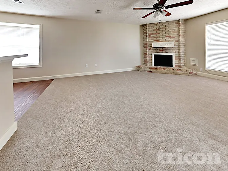 24019 Lone Elm Dr — Photo 4