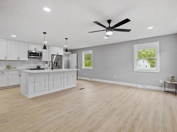 370 Fairview Ave, Baltimore, OH 43105