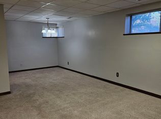 813 S Main St APT 1, Henderson, KY 42420