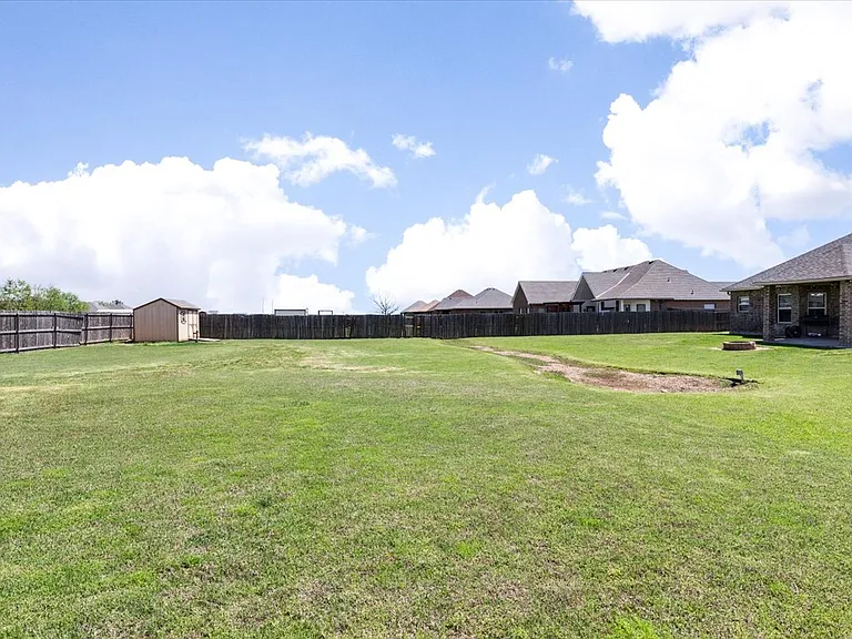 8398 SW Sun Valley Dr — Photo 35