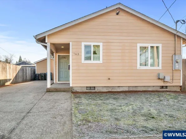 763 18th St NE, Salem, OR 97301