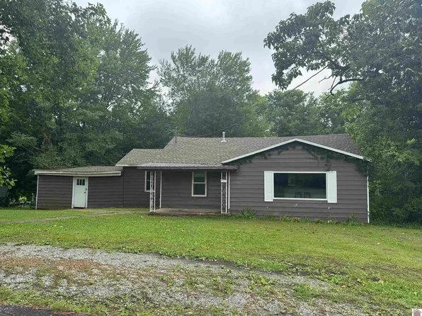 1622 Walnut St, Benton, KY 42025
