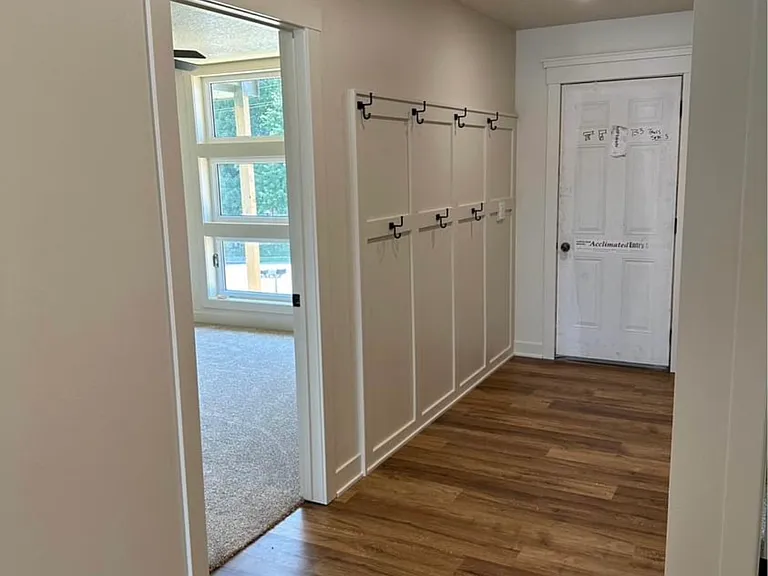 107 W Park Ave — Photo 3