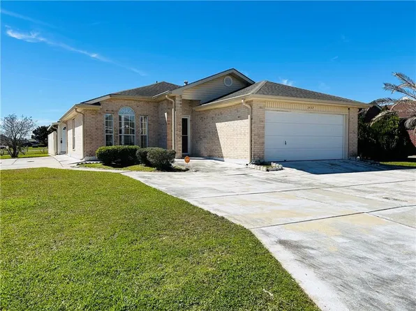 3432 E Parc Green St, Harvey, LA 70058
