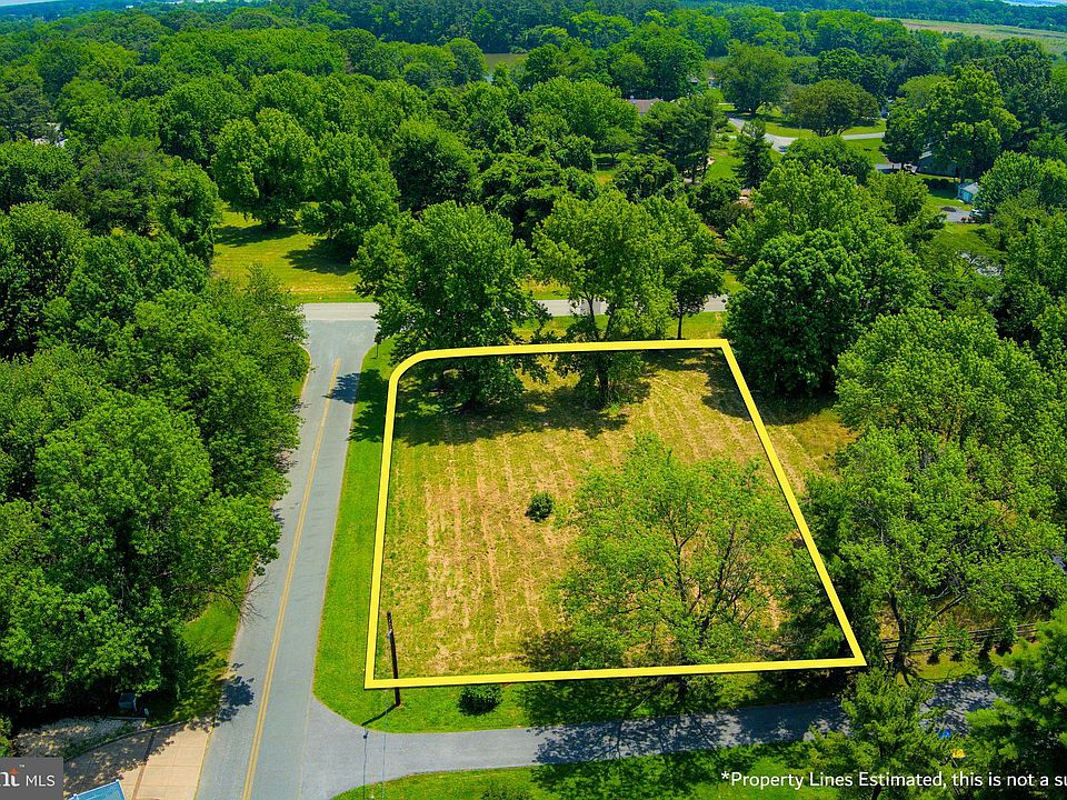 1st image of 400 Farms Dr #5