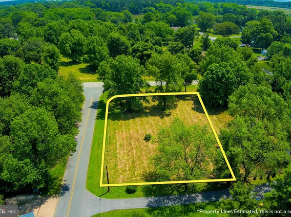 400 Farms Dr #5, Stevensville, MD 21666