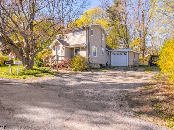 12 Muscotah Rd, Vernon Twp., NJ 07422