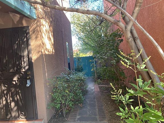 3rd image of 9423 Osuna Pl NE