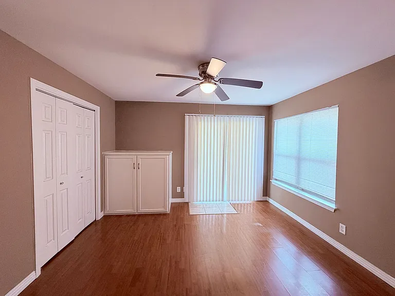 5915 Sunshine Dr — Photo 11